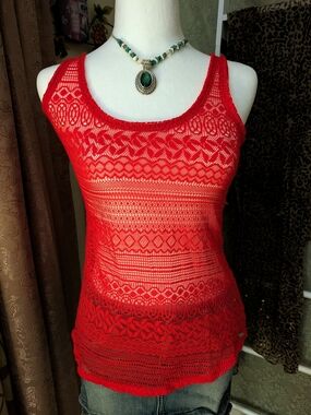 XS Vintage Guess Red Top
